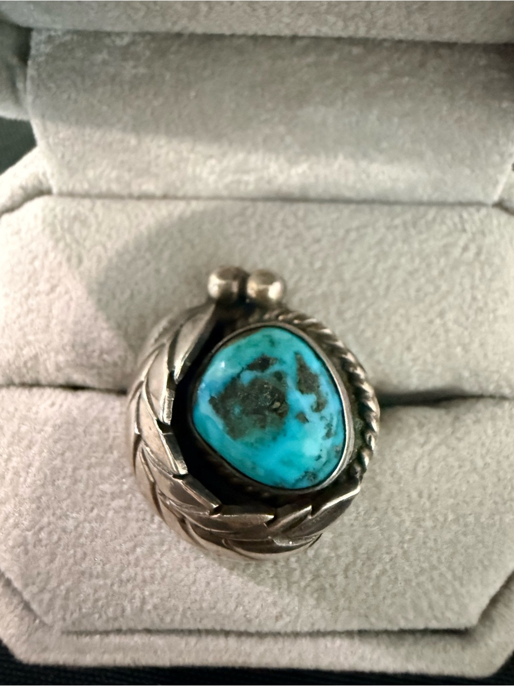 Vintage Navajo Turquoise Stone Silver Ring - Women's Blue Turquoise Jewelry